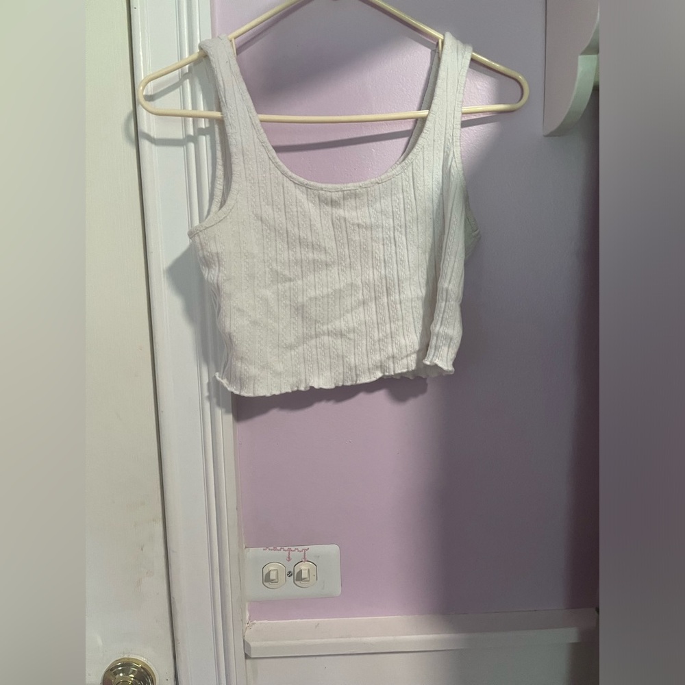 White crop top